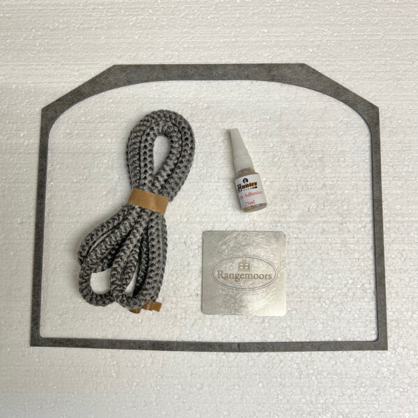 Sonderskoven Single Door Rope Kit for pre 2012 models. Door Kit comes complete Rope Seals, Glue / Adhesive and Single Door Gasket. Genuine Cleanburn Part.